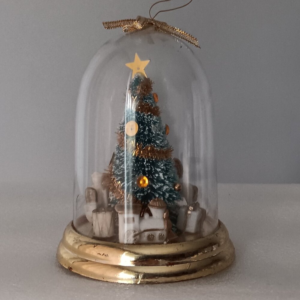 Christmas Tree Ornament Miniatures Vignette Tree Gifts Plastic Shell Gold Star